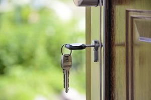 house_keys_key_the_door_castle_the_background_safety_open-619151-jpg!d.jpeg house_keys_key_the_door_castle_the_background_safety_open-619151-jpg!d.jpeg