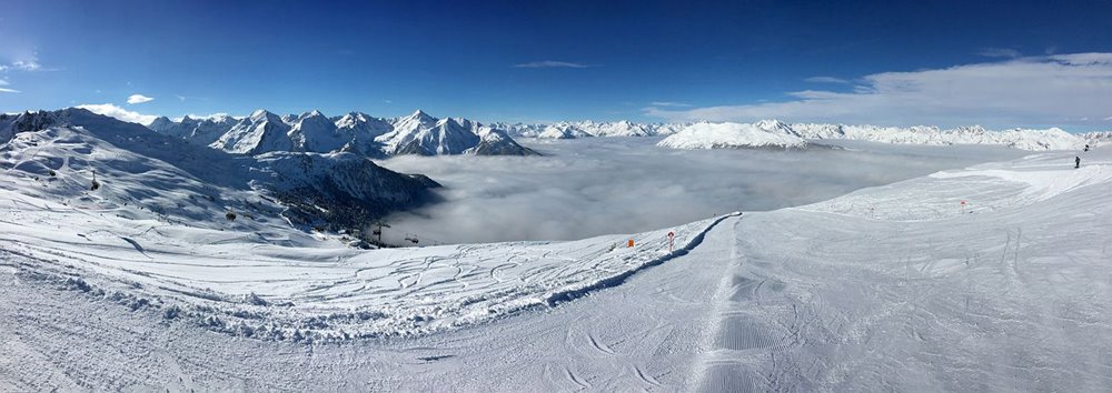 ski-run-3187602__480.jpg